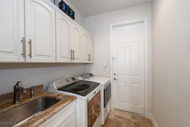 2157 Club House RD, North Fort Myers, FL 33917