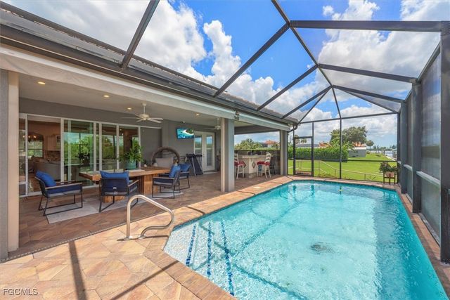 2157 Club House RD, North Fort Myers, FL 33917