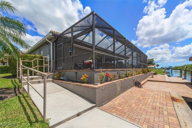 2157 Club House RD, North Fort Myers, FL 33917