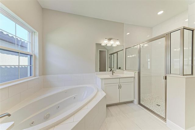 15014 RIDER PASS DRIVE, Lithia, FL 33547