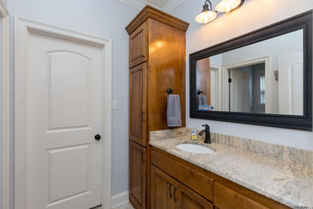 14472 Oak Path Dr, Prairieville, LA 70769