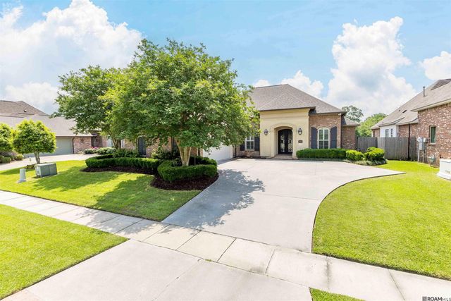 14472 Oak Path Dr, Prairieville, LA 70769