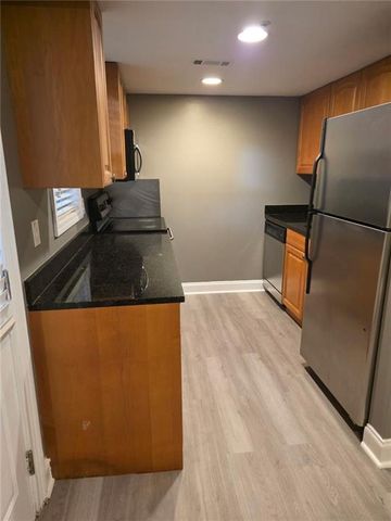 127 Rondak Circle, Smyrna, GA 30080
