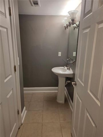 127 Rondak Circle, Smyrna, GA 30080