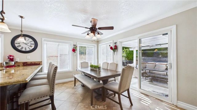 27563 Open Crest, Saugus, CA 91350