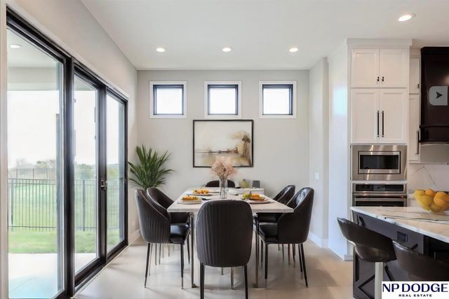 12715 S 79 Street, Papillion, NE 68046