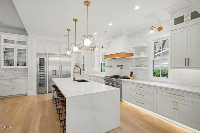 712 Hamilton Road, Raleigh, NC 27604