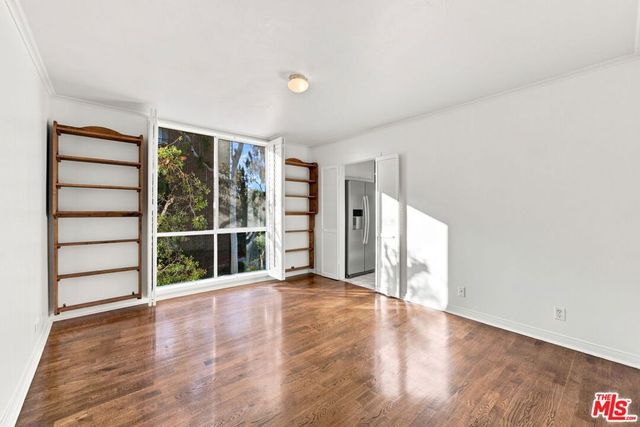 2301 S Beverly Glen Boulevard 301, Los Angeles, CA 90064