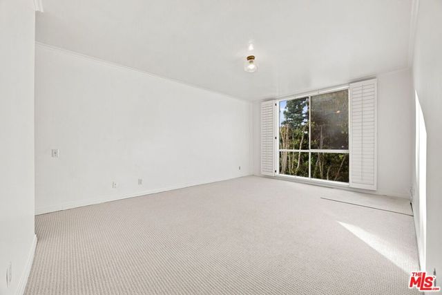 2301 S Beverly Glen Boulevard 301, Los Angeles, CA 90064