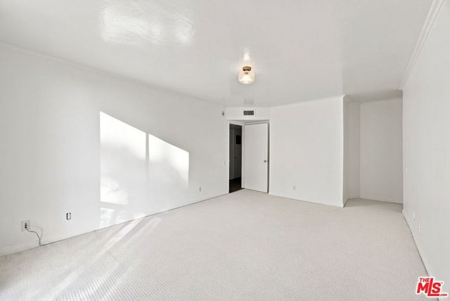 2301 S Beverly Glen Boulevard 301, Los Angeles, CA 90064