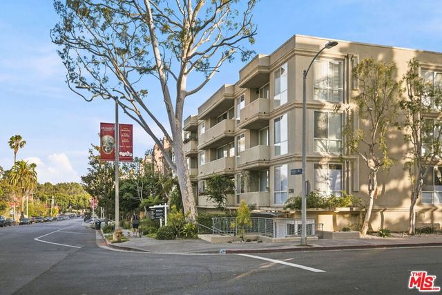 2301 S Beverly Glen Boulevard 301, Los Angeles, CA 90064