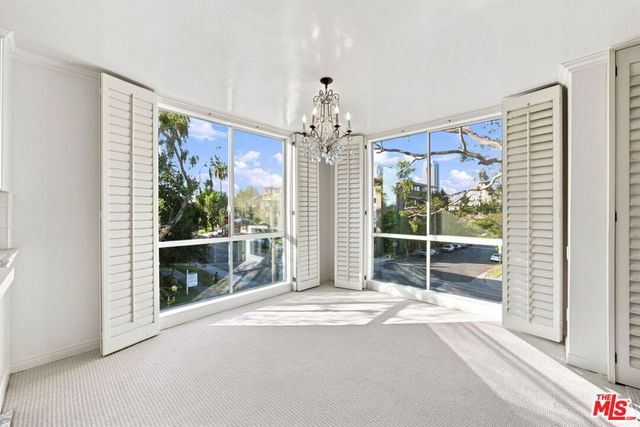 2301 S Beverly Glen Boulevard 301, Los Angeles, CA 90064