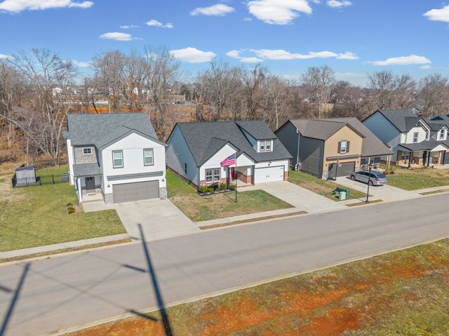 1441 Citadel Dr, Clarksville, TN 37042