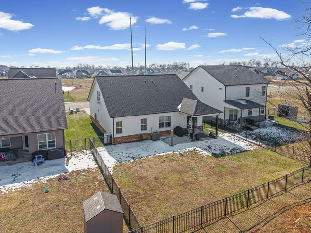 1441 Citadel Dr, Clarksville, TN 37042