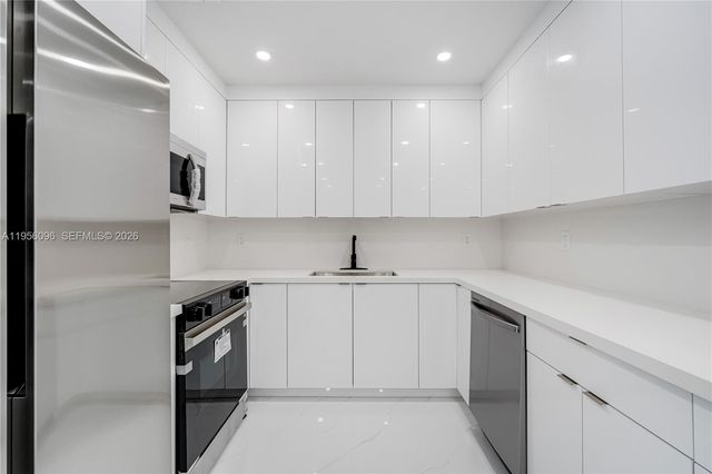 19450 NW 6th Ave, Miami Gardens, FL 33169