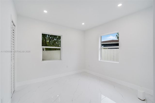 19450 NW 6th Ave, Miami Gardens, FL 33169