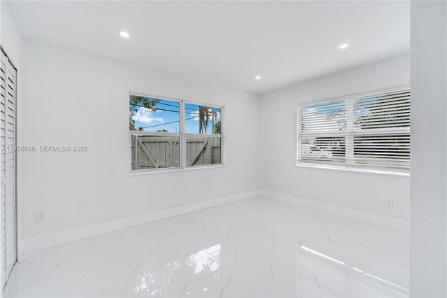 19450 NW 6th Ave, Miami Gardens, FL 33169