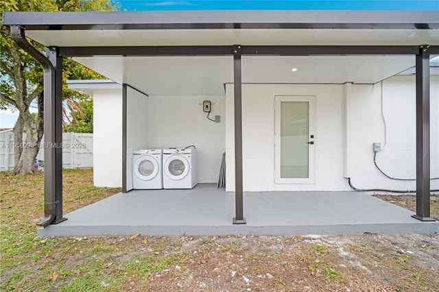 19450 NW 6th Ave, Miami Gardens, FL 33169