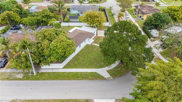 19450 NW 6th Ave, Miami Gardens, FL 33169