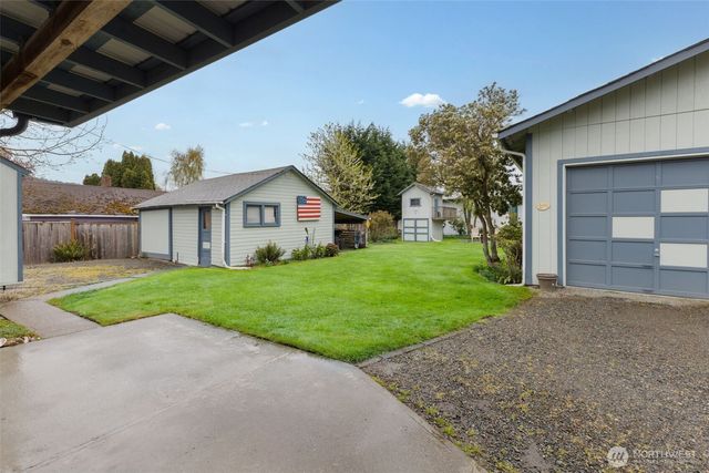 15120 Elm Street E, Sumner, WA 98390
