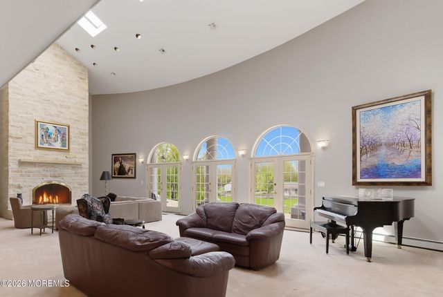 4 Thunder Lane, Colts Neck, NJ 07722