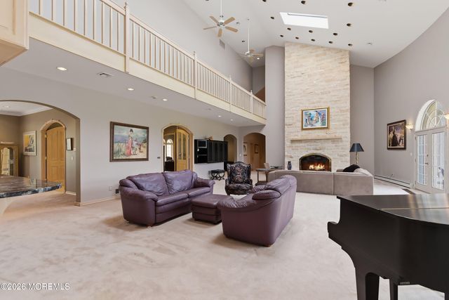 4 Thunder Lane, Colts Neck, NJ 07722