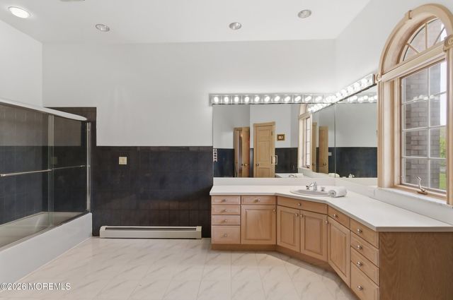 4 Thunder Lane, Colts Neck, NJ 07722