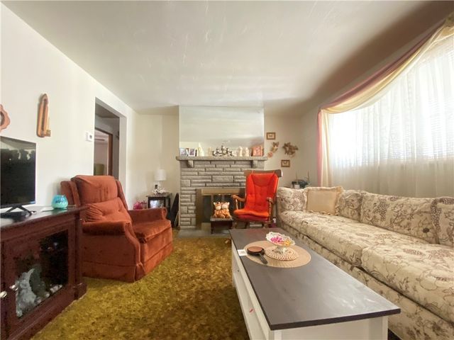 2017 Borland Rd, Scott Twp, PA 15243