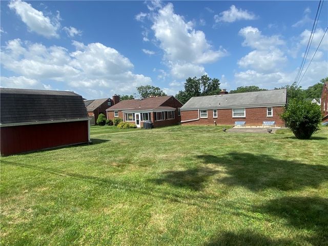 2017 Borland Rd, Scott Twp, PA 15243