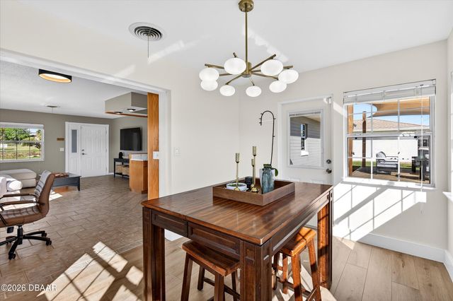 1655 S Palmetto Avenue, South Daytona, FL 32119