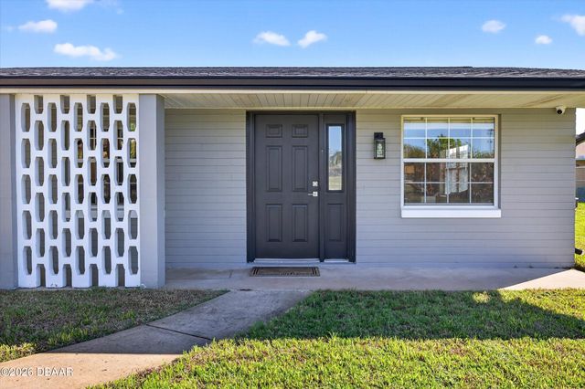 1655 S Palmetto Avenue, South Daytona, FL 32119