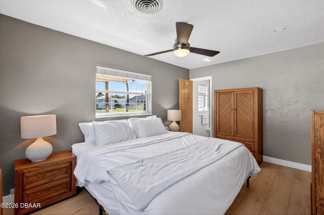 1655 S Palmetto Avenue, South Daytona, FL 32119