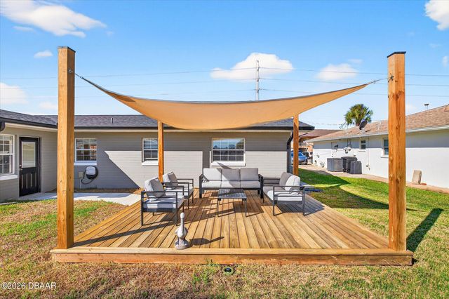 1655 S Palmetto Avenue, South Daytona, FL 32119