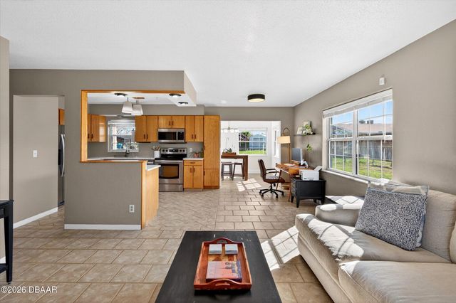 1655 S Palmetto Avenue, South Daytona, FL 32119