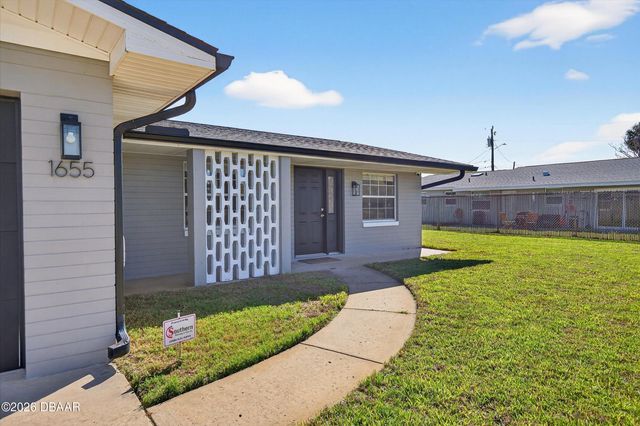 1655 S Palmetto Avenue, South Daytona, FL 32119