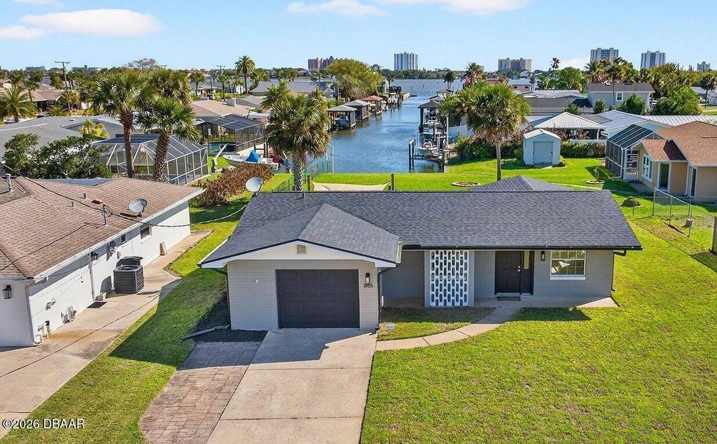 1655 S Palmetto Avenue, South Daytona, FL 32119