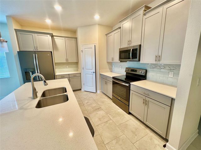 1498 BUNKER DRIVE, Davenport, FL 33896