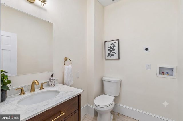 315 HIGH ST, Mount Holly, NJ 08060