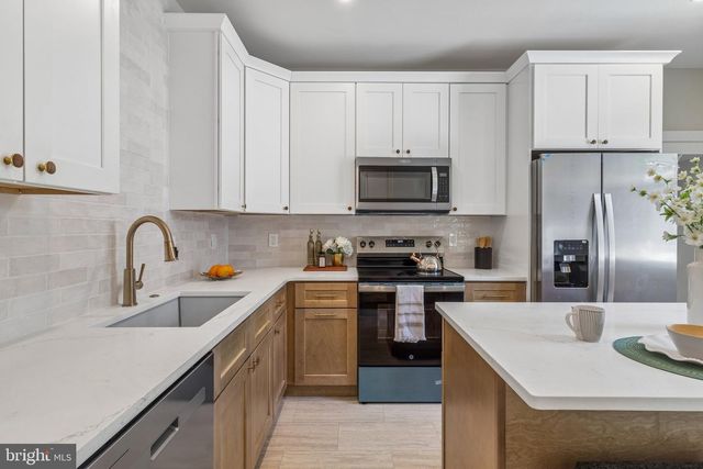 315 HIGH ST, Mount Holly, NJ 08060