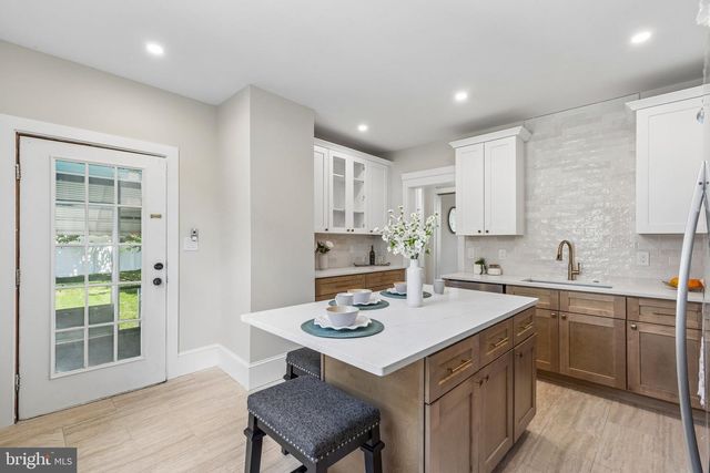 315 HIGH ST, Mount Holly, NJ 08060