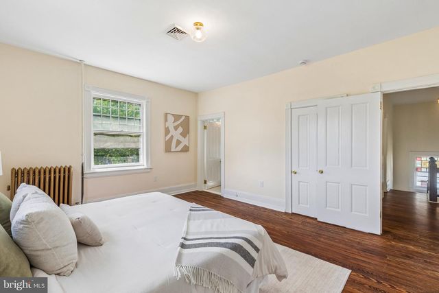 315 HIGH ST, Mount Holly, NJ 08060