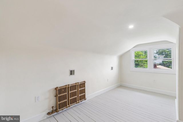 315 HIGH ST, Mount Holly, NJ 08060