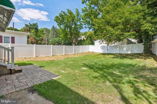 315 HIGH ST, Mount Holly, NJ 08060