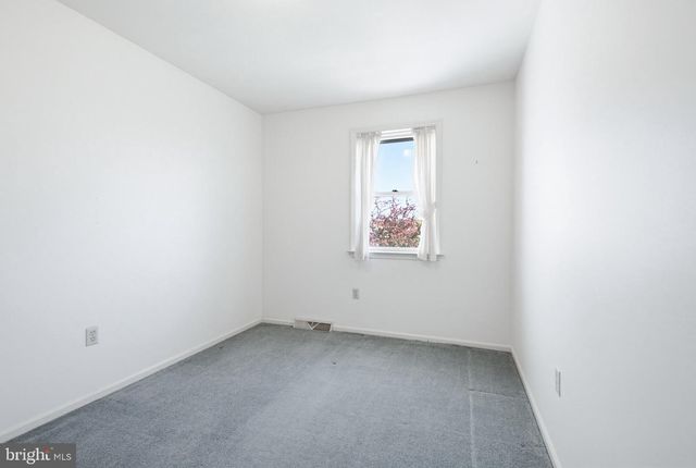 77 ROCKFORD RD, Mountville, PA 17554