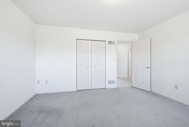 77 ROCKFORD RD, Mountville, PA 17554