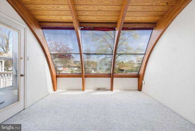 77 ROCKFORD RD, Mountville, PA 17554