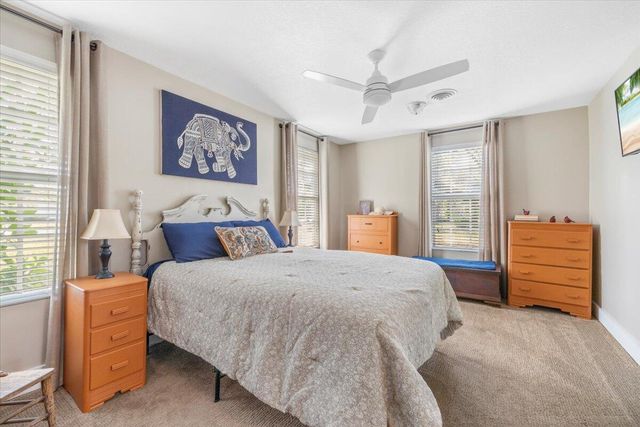 925 27th Avenue, Vero Beach, FL 32960