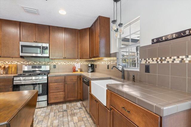 925 27th Avenue, Vero Beach, FL 32960