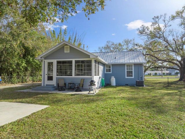 925 27th Avenue, Vero Beach, FL 32960