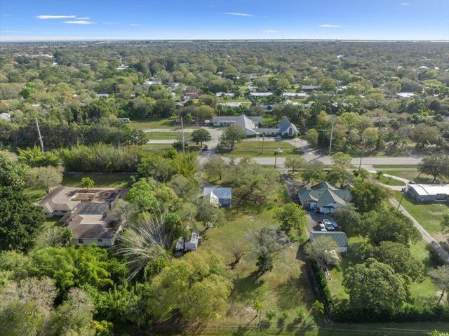 925 27th Avenue, Vero Beach, FL 32960